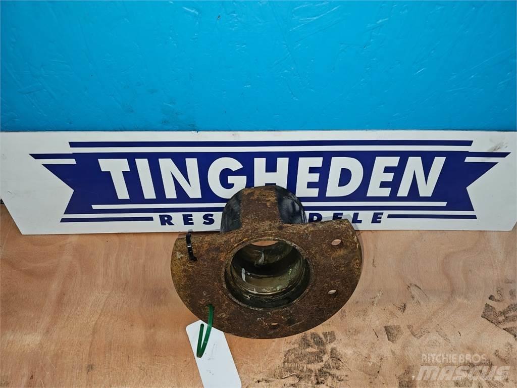 Hesston 4700 Друга техника за жънене на фураж