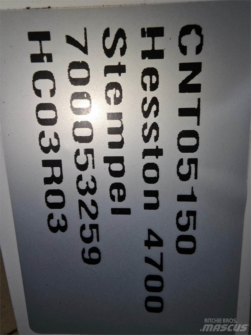 Hesston 4700 Хидравлични