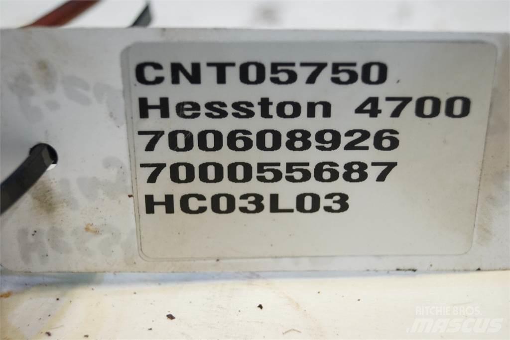 Hesston 4700 Стяги за бали