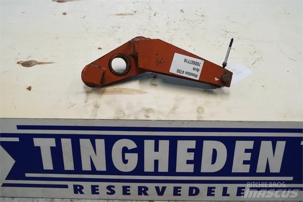 Hesston 4700 Друга техника за жънене на фураж