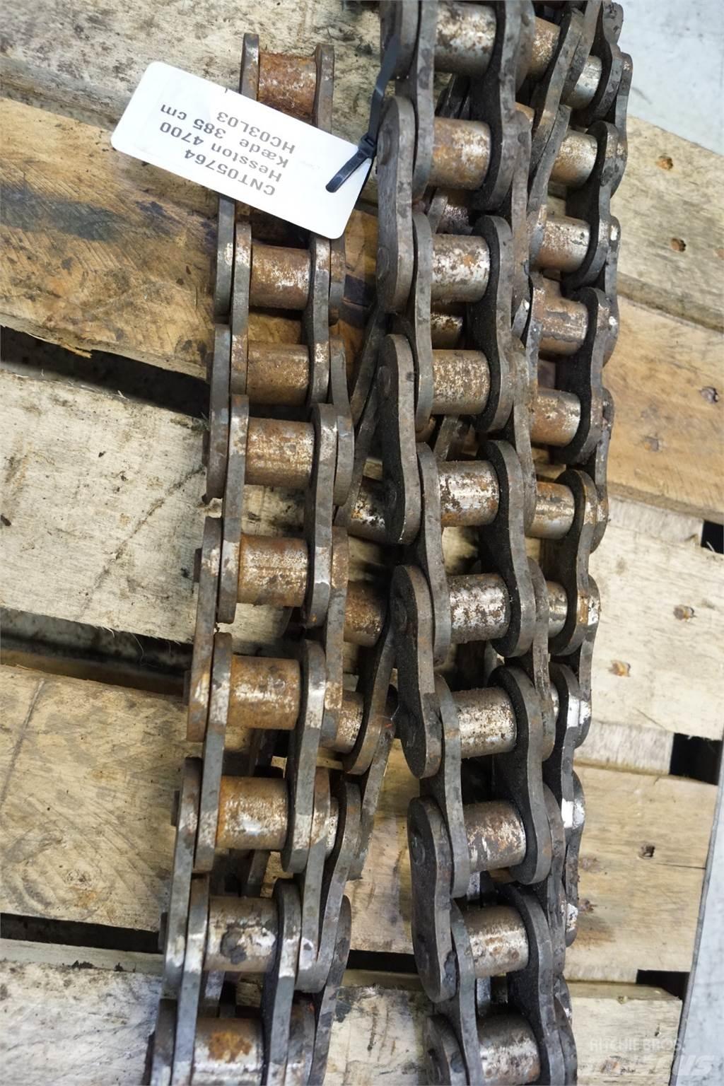 Hesston 4700 Друга техника за жънене на фураж