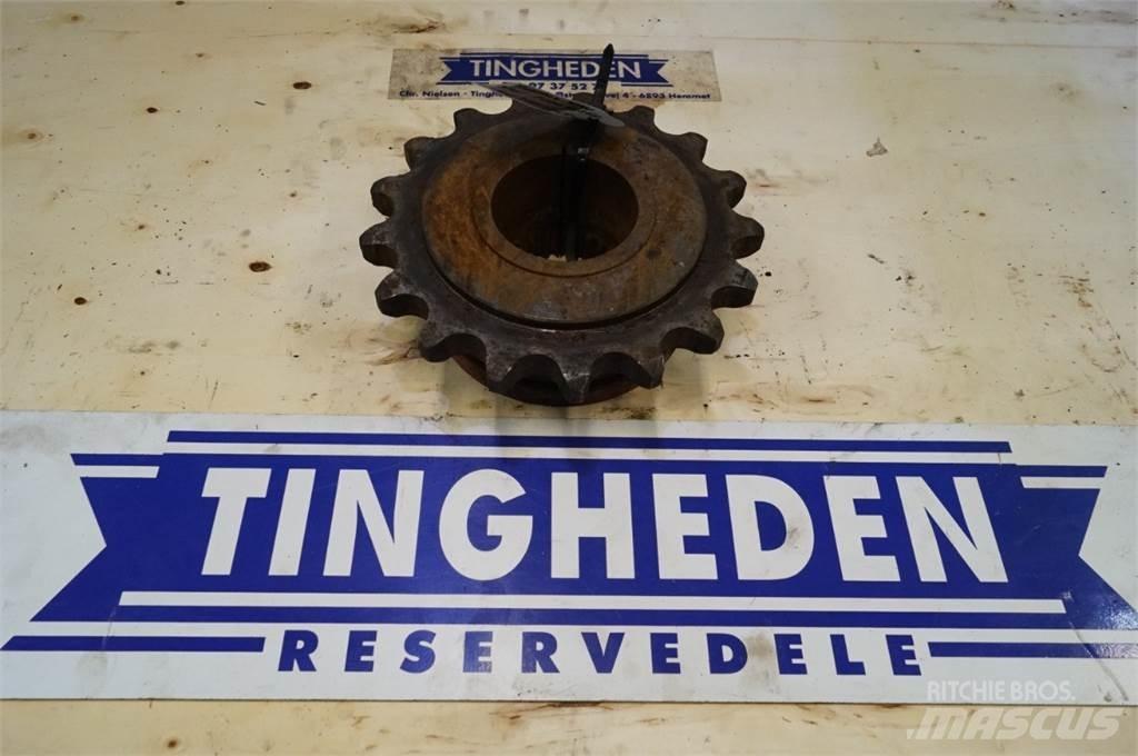 Hesston 4700 Друга техника за жънене на фураж