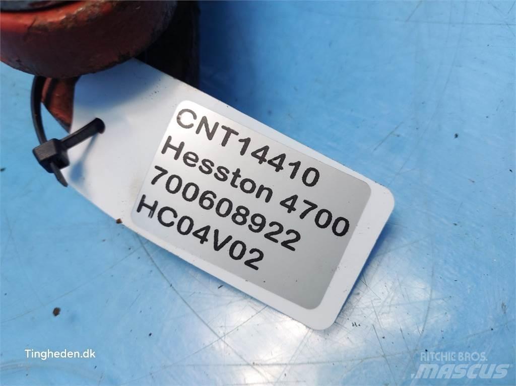 Hesston 4700 Стяги за бали