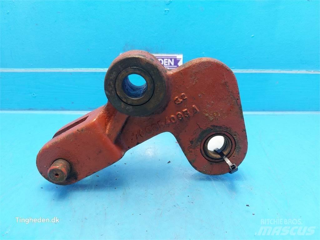 Hesston 4700 Стяги за бали