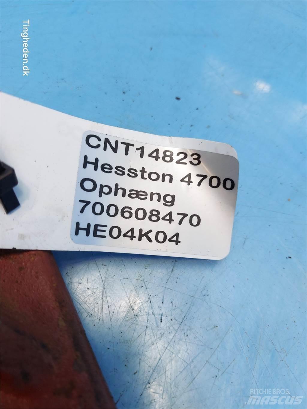 Hesston 4700 Друга техника за жънене на фураж