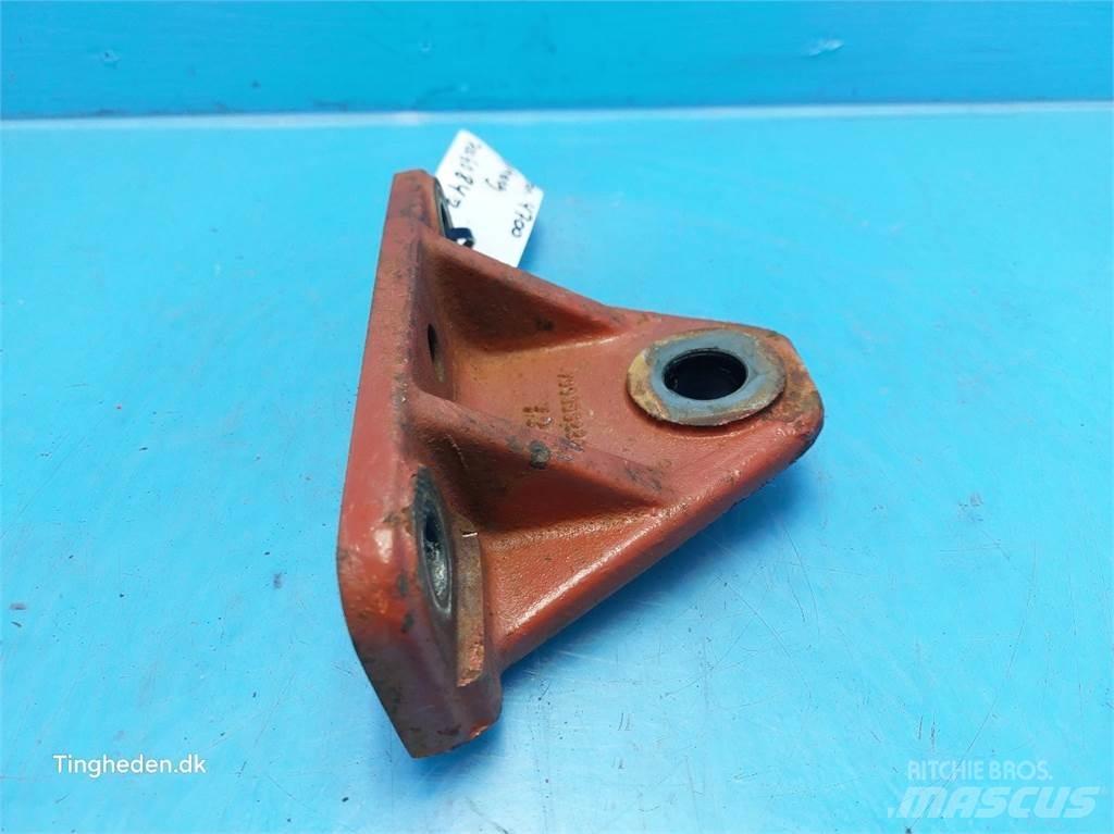 Hesston 4700 Друга техника за жънене на фураж