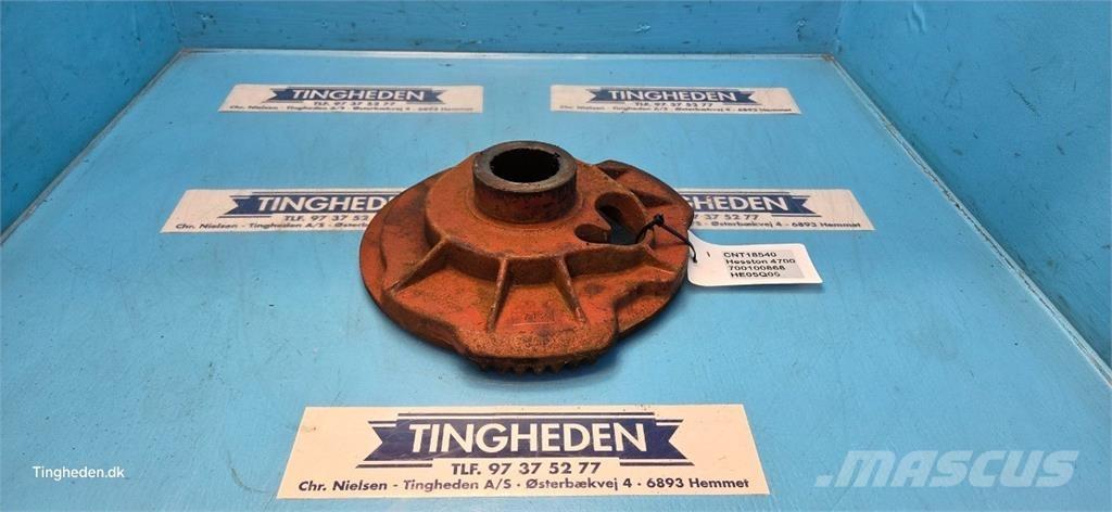 Hesston 4700 Друга техника за жънене на фураж