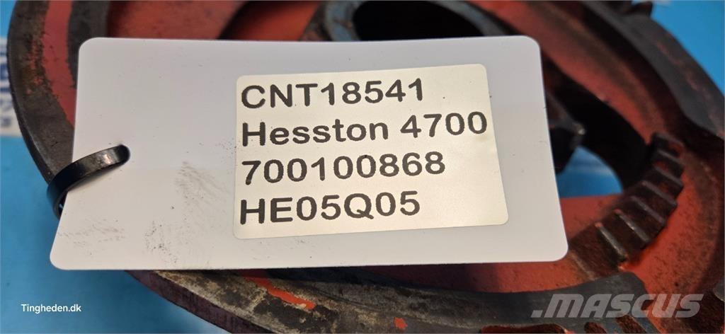 Hesston 4700 Друга техника за жънене на фураж