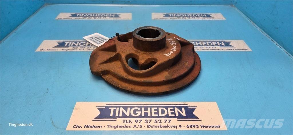 Hesston 4700 Друга техника за жънене на фураж