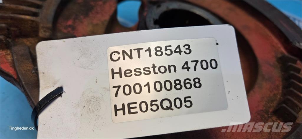 Hesston 4700 Друга техника за жънене на фураж