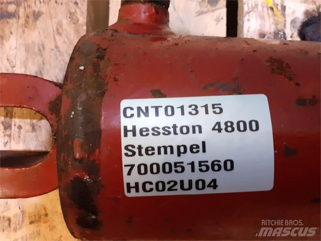 Hesston 4800 Стяги за бали