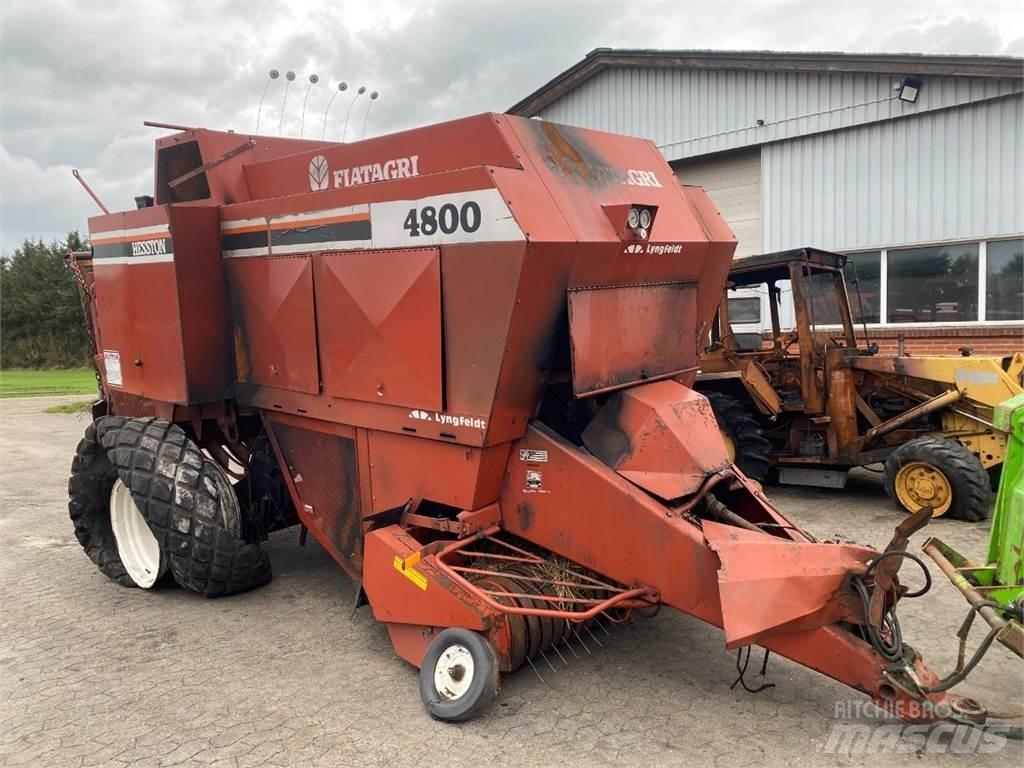 Hesston 4800 Балопреси квадратни
