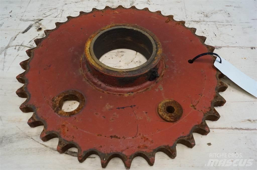 Hesston 4800 Друга техника за жънене на фураж