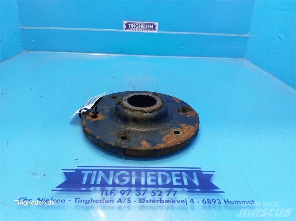 Hesston 4860 Предаване
