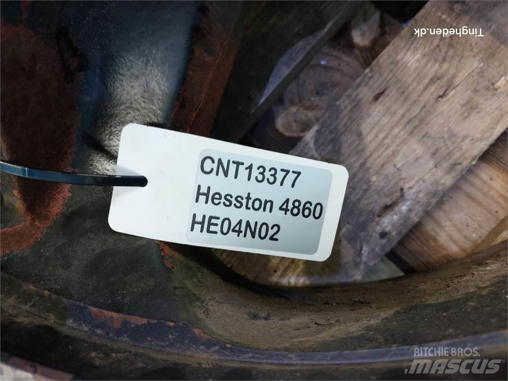 Hesston 4860 Предаване