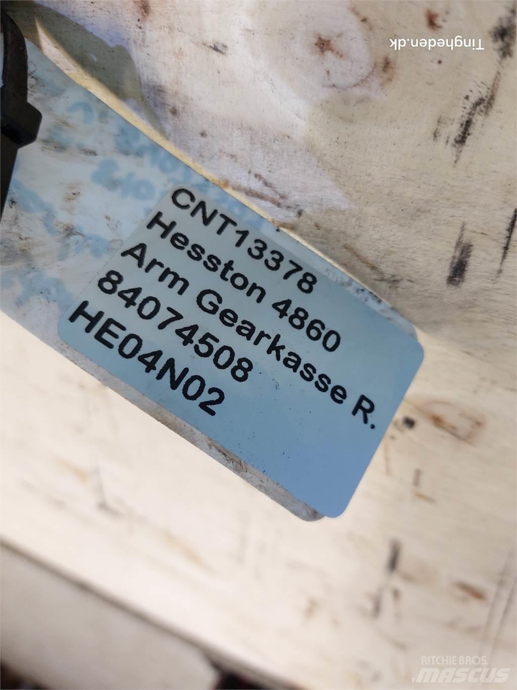 Hesston 4860 Предаване
