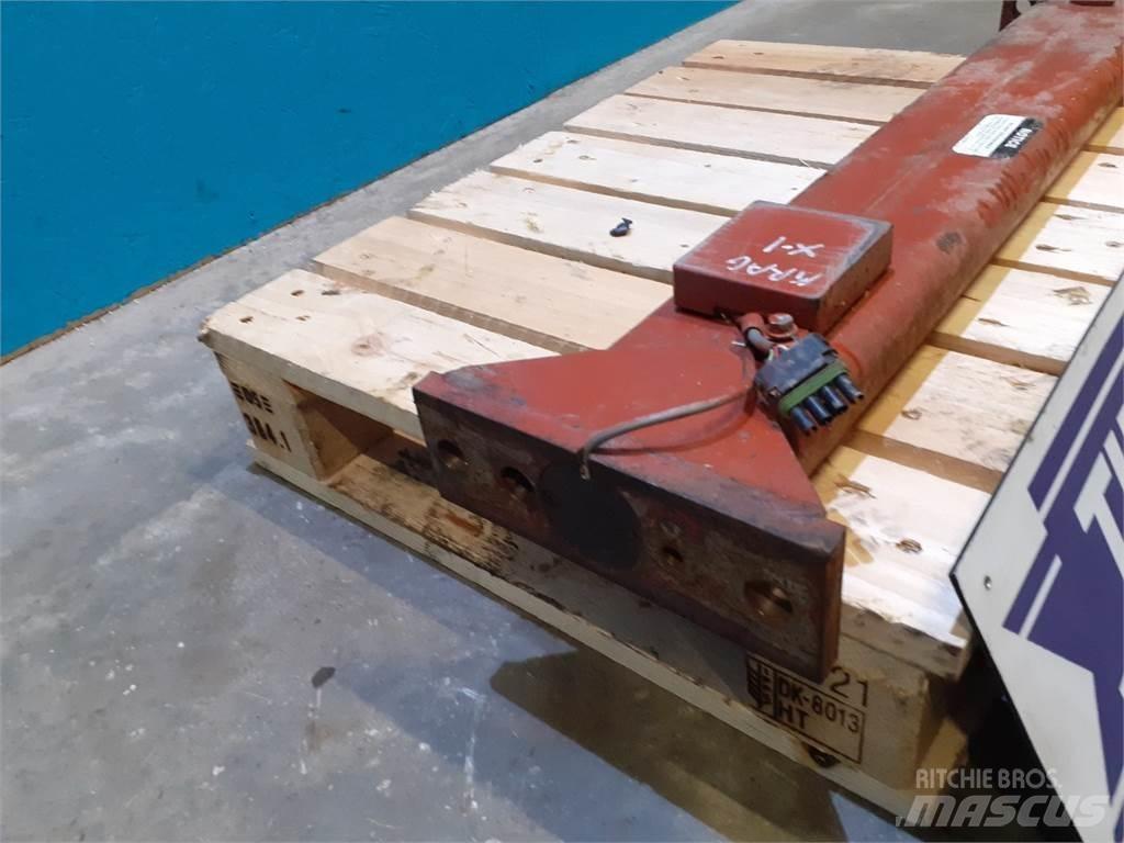 Hesston 4900 Друга техника за жънене на фураж