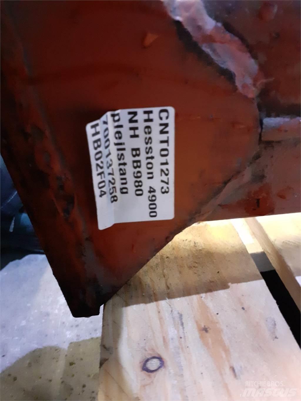 Hesston 4900 Друга техника за жънене на фураж