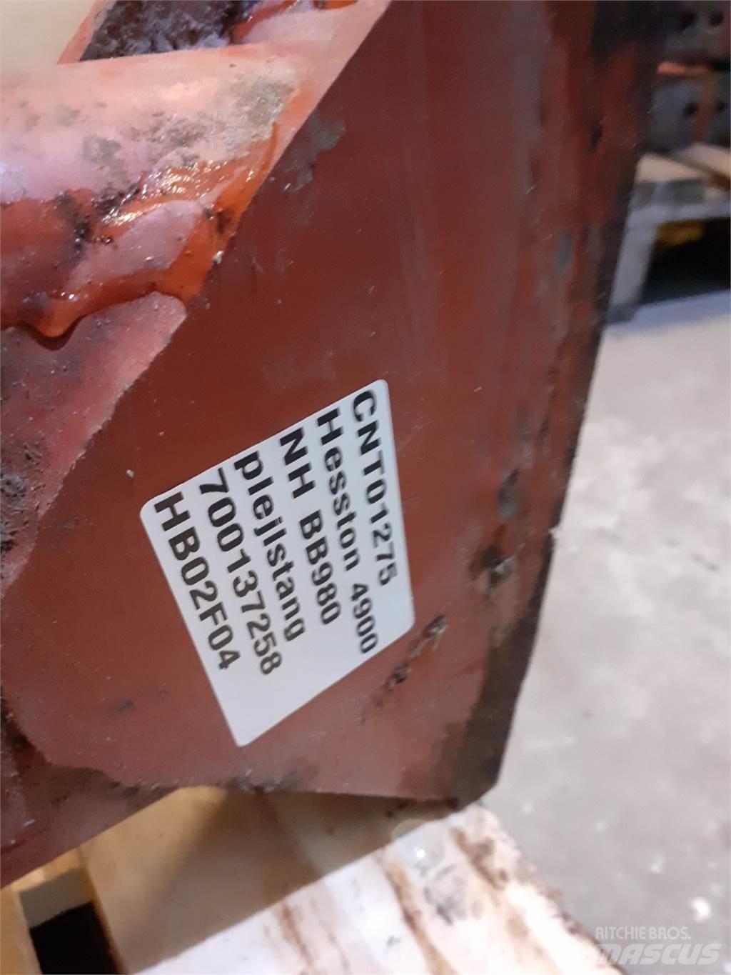 Hesston 4900 Друга техника за жънене на фураж