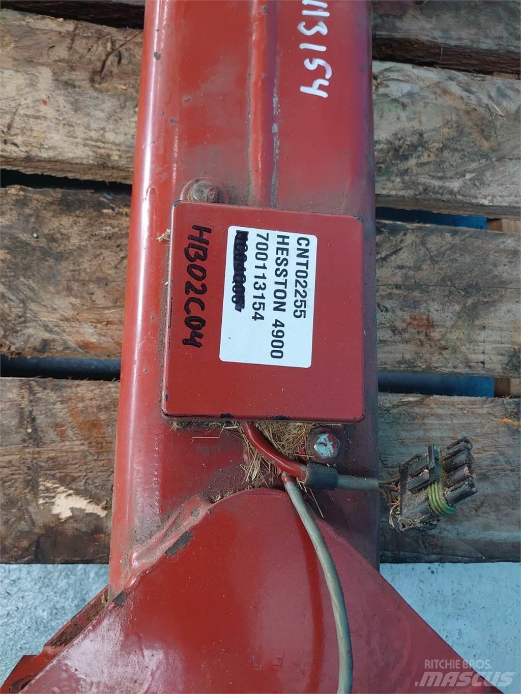 Hesston 4900 Друга техника за жънене на фураж