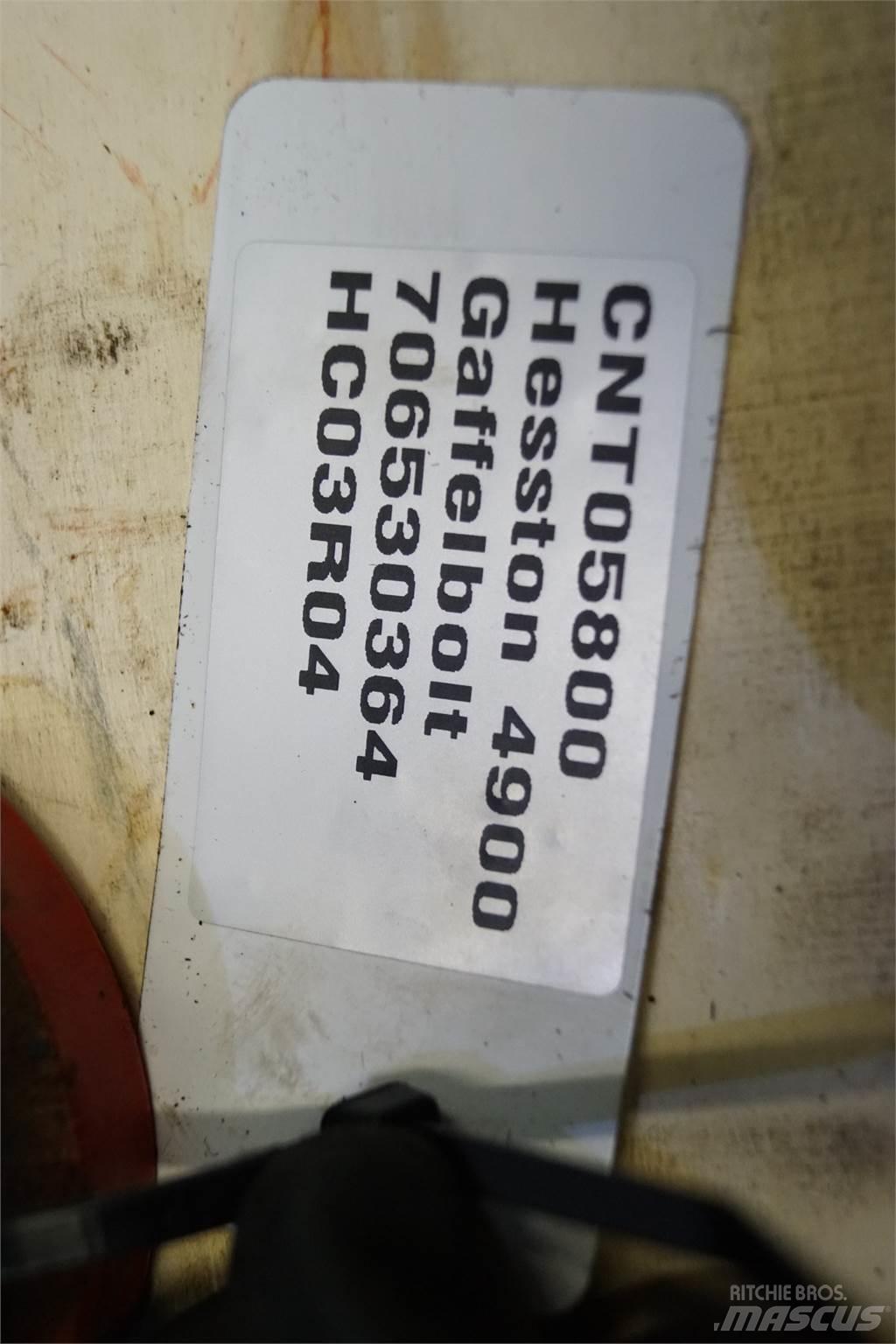 Hesston 4900 Друга техника за жънене на фураж