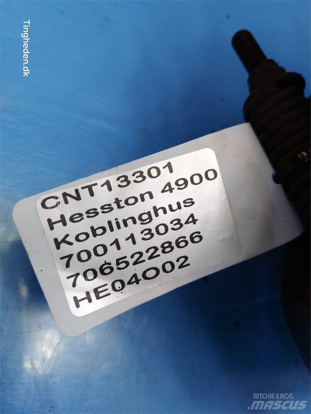 Hesston 4900 Предаване