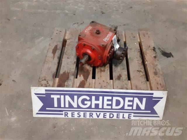 Hesston 5700 Предаване