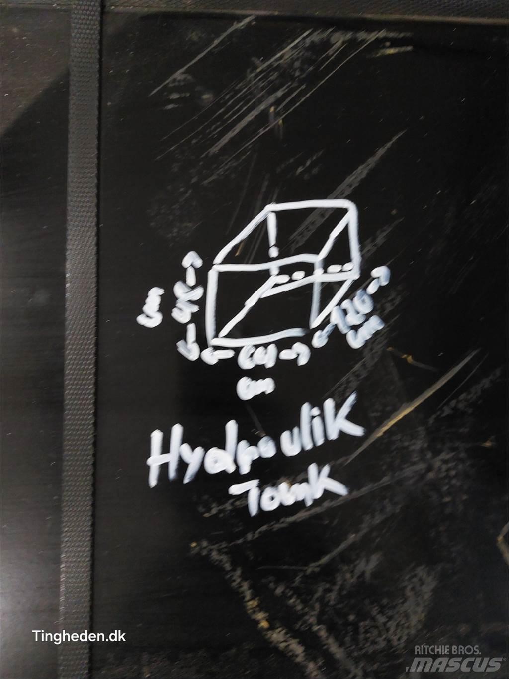  Hydraulik Tank Хидравлични