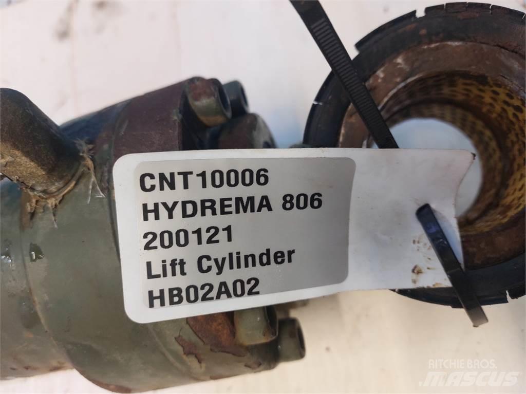 Hydrema 806 Товарачи със заден ескаватор