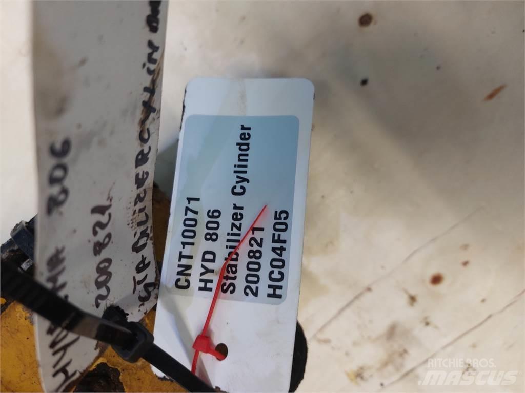 Hydrema 806 Други компоненти