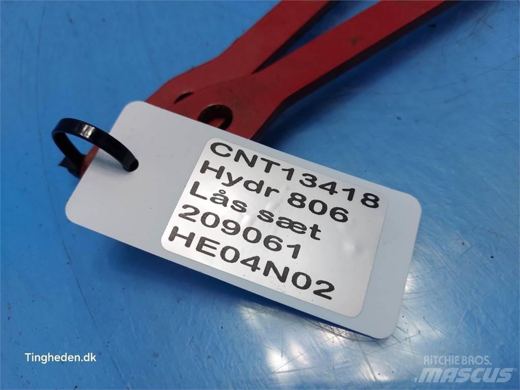 Hydrema 806 Други компоненти