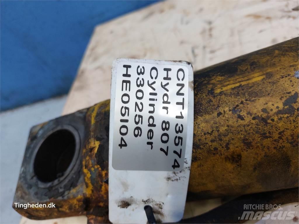 Hydrema 807 Хидравлични