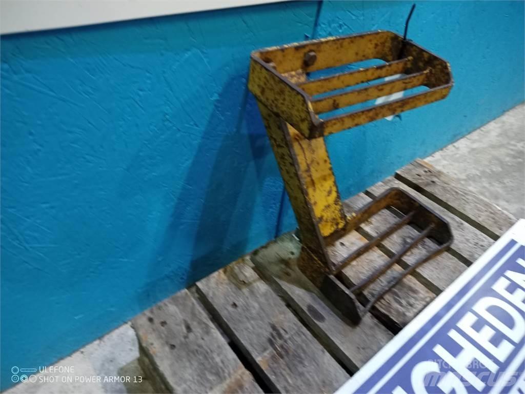 Hydrema 906A Пресяващи кофи
