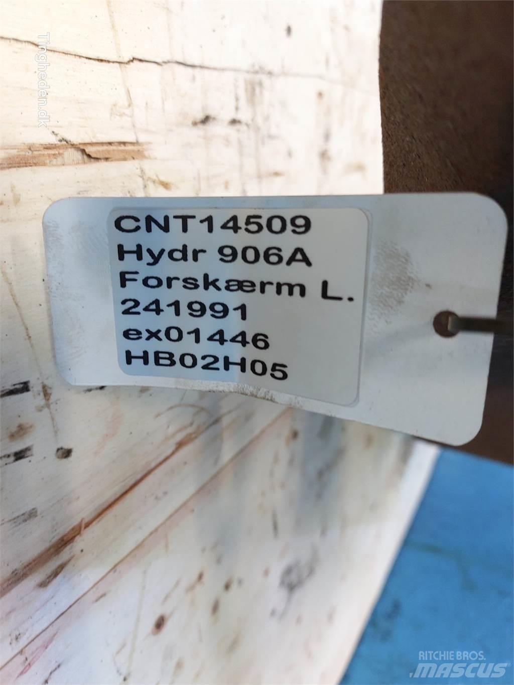 Hydrema 906A Пресяващи кофи
