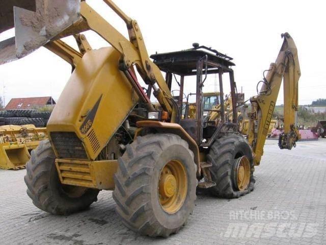 Hydrema 906B Товарач със заден ексватор