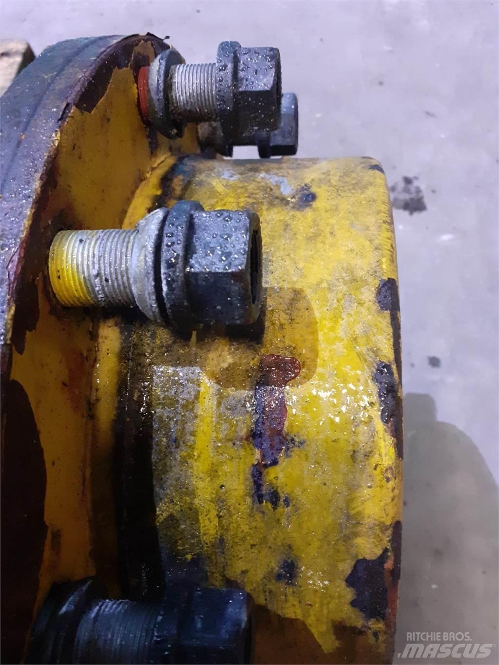 Hydrema 906B Оси
