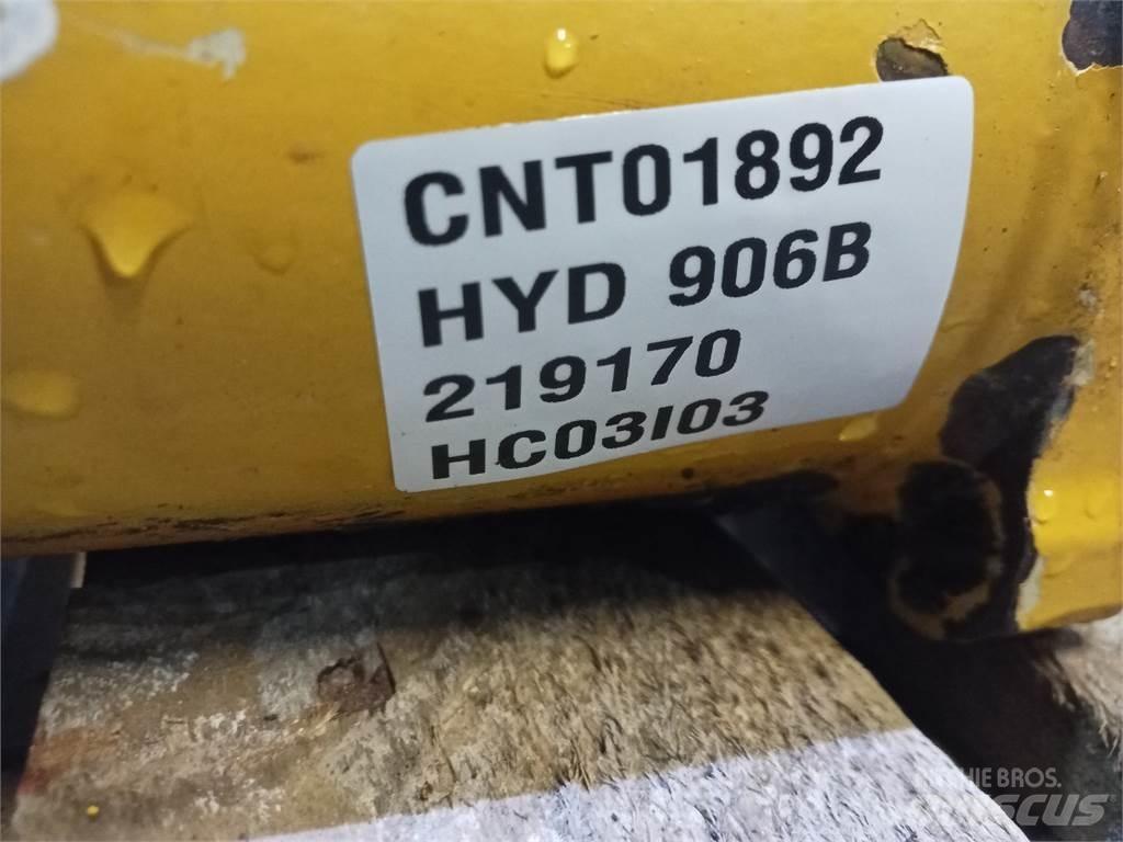 Hydrema 906B Товарачи със заден ескаватор