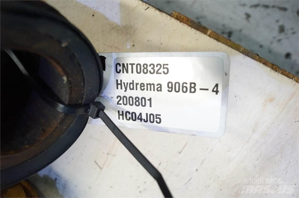 Hydrema 906B Товарачи със заден ескаватор