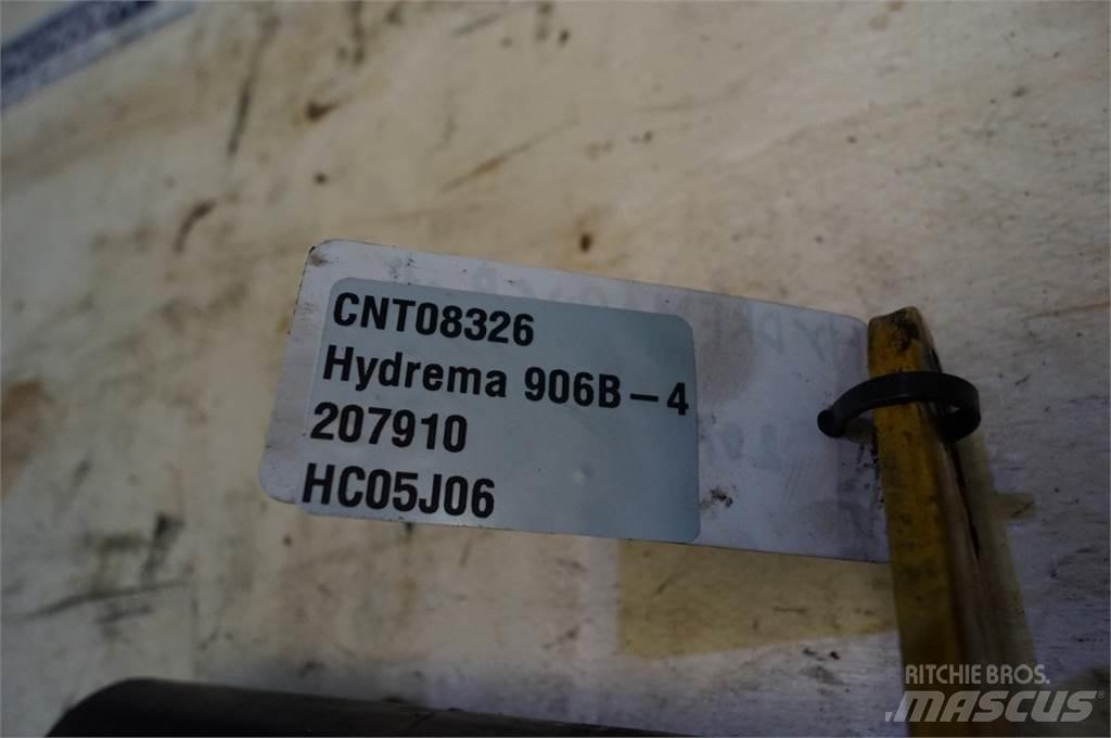 Hydrema 906B Товарачи със заден ескаватор