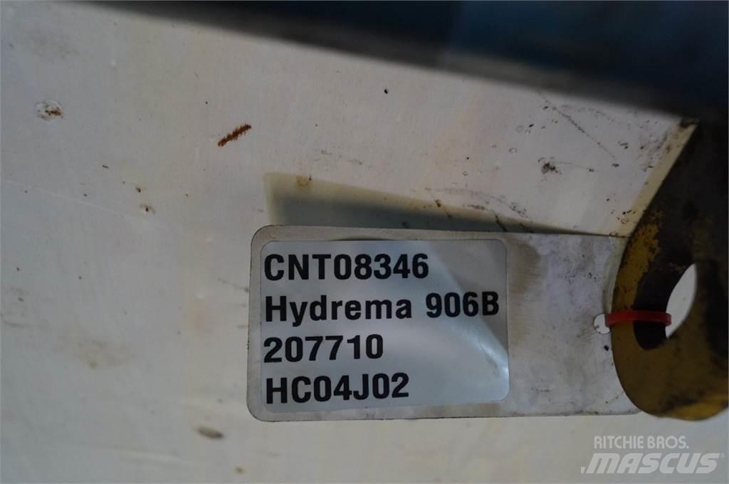 Hydrema 906B Товарачи със заден ескаватор