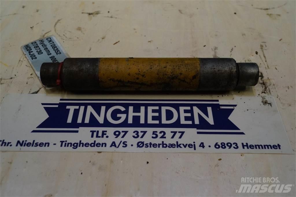 Hydrema 906B Товарачи със заден ескаватор