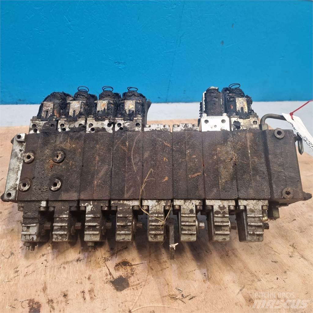 Hydrema 906B Хидравлични