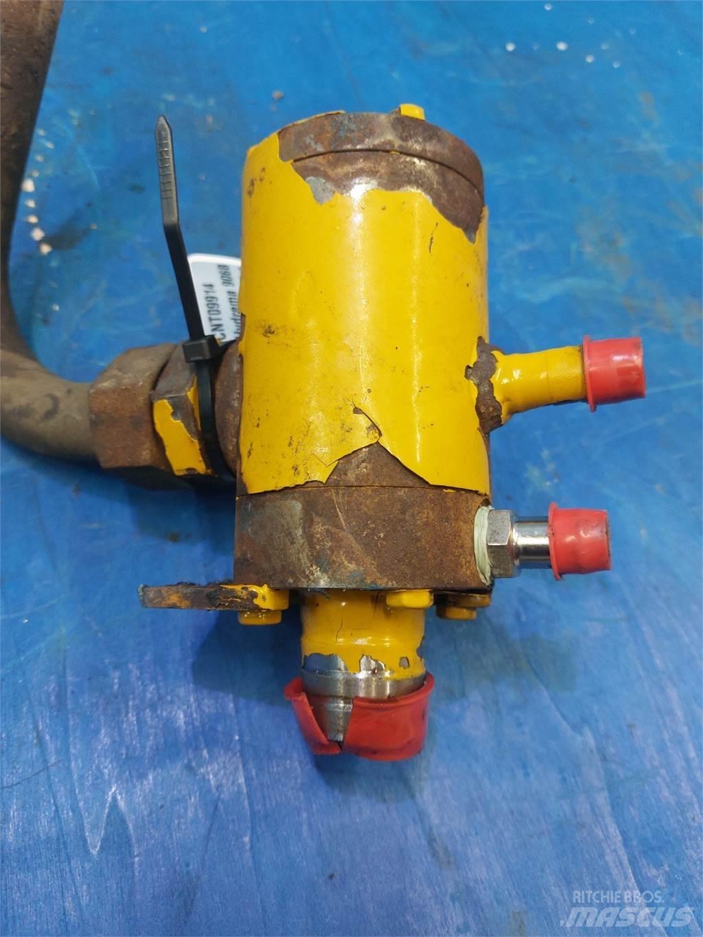 Hydrema 906B Хидравлични