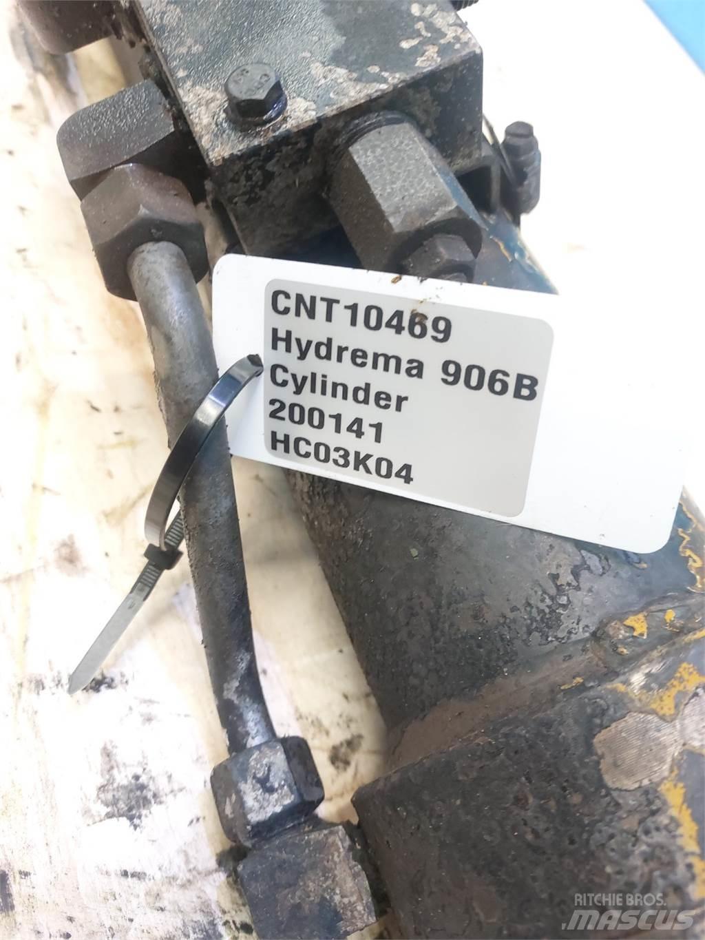 Hydrema 906B Товарачи със заден ескаватор