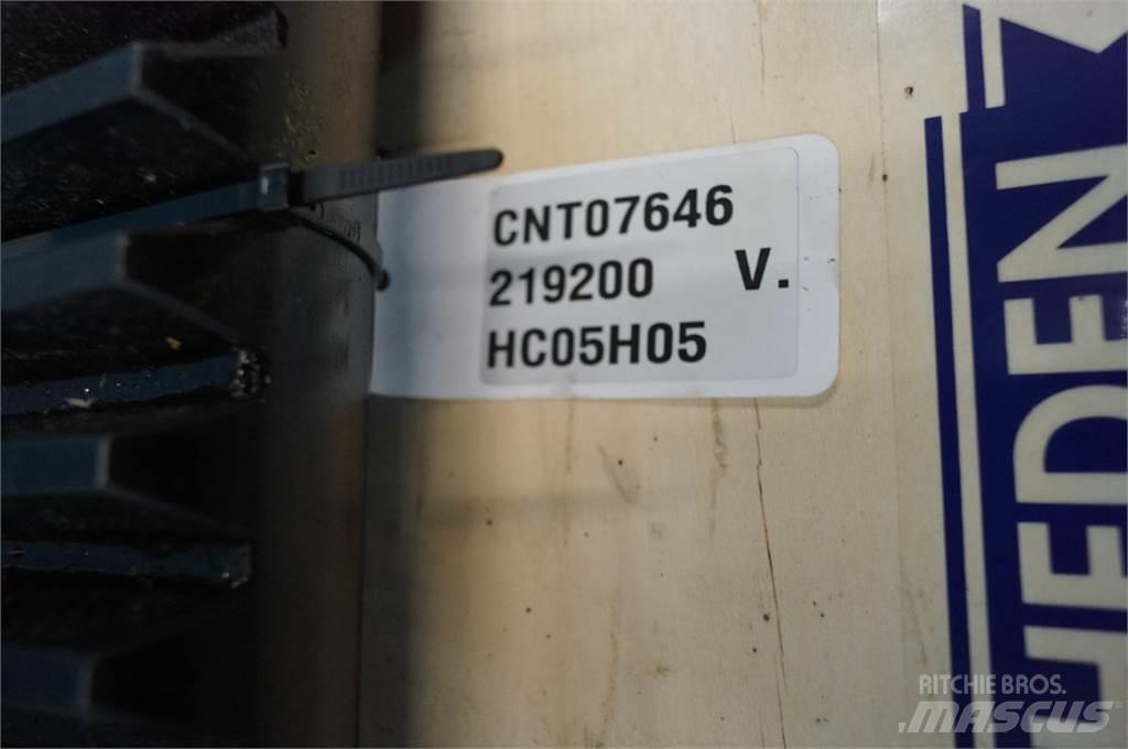 Hydrema 906B Товарачи със заден ескаватор