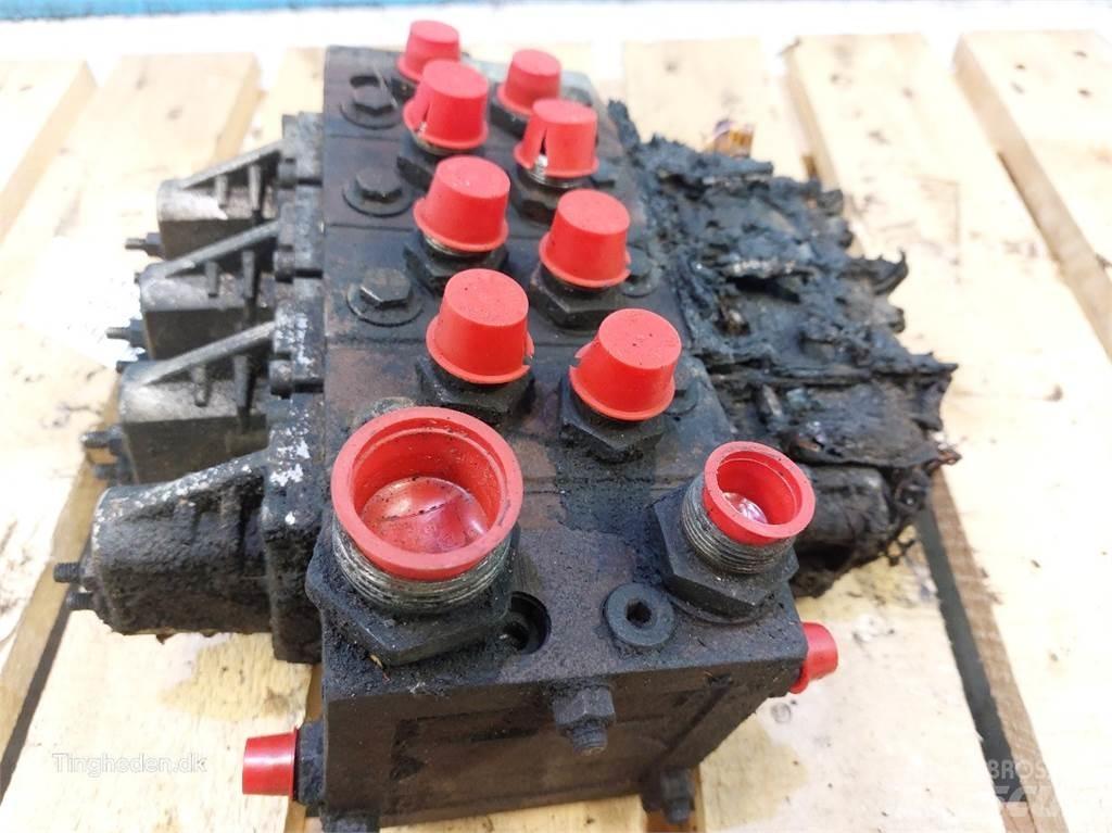 Hydrema 906B Хидравлични
