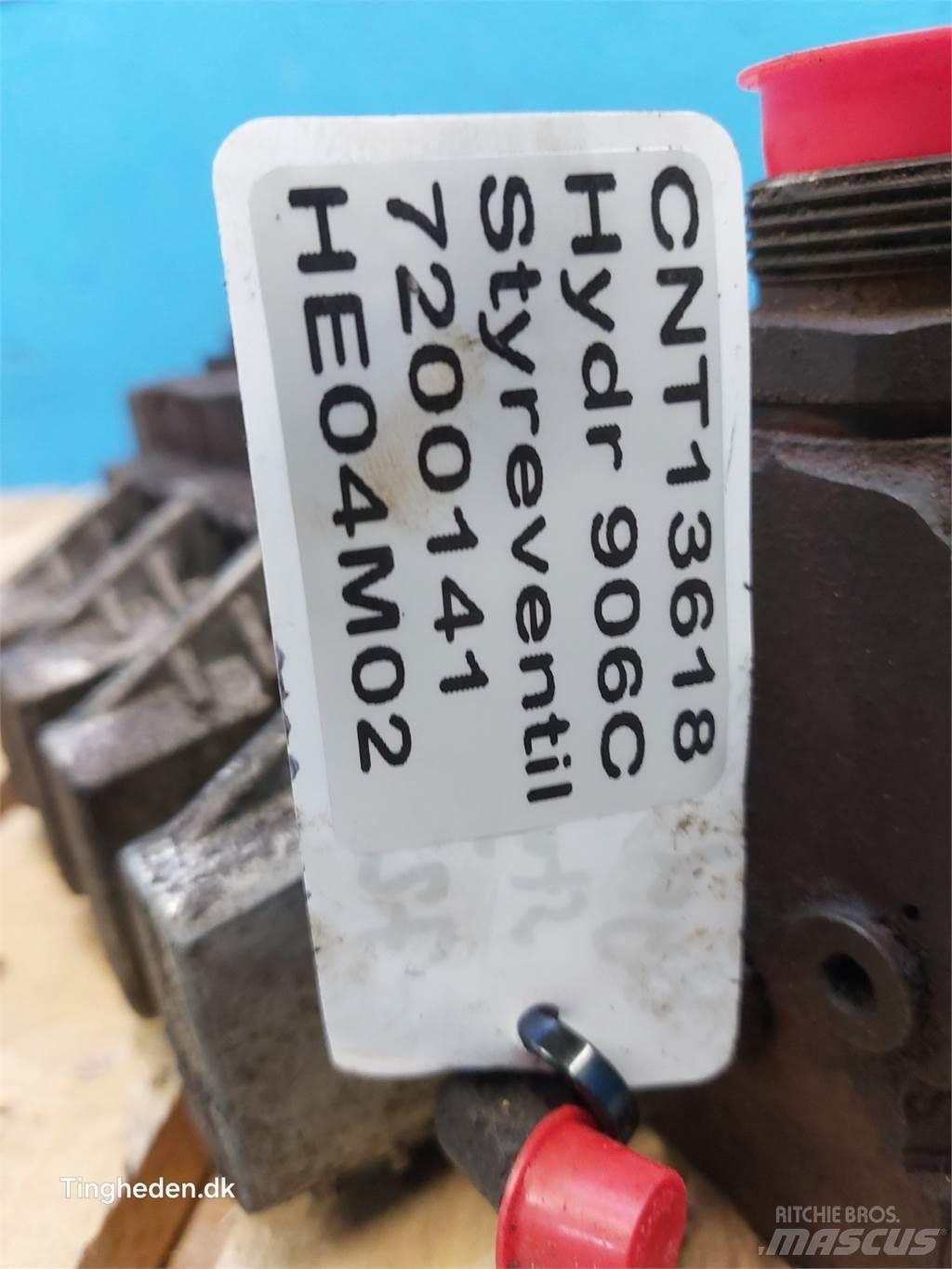 Hydrema 906C Хидравлични
