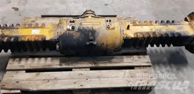 Hydrema 906D Оси
