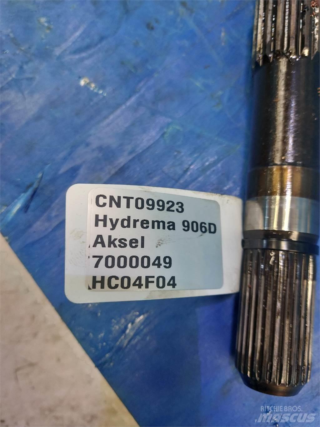 Hydrema 906D Предаване
