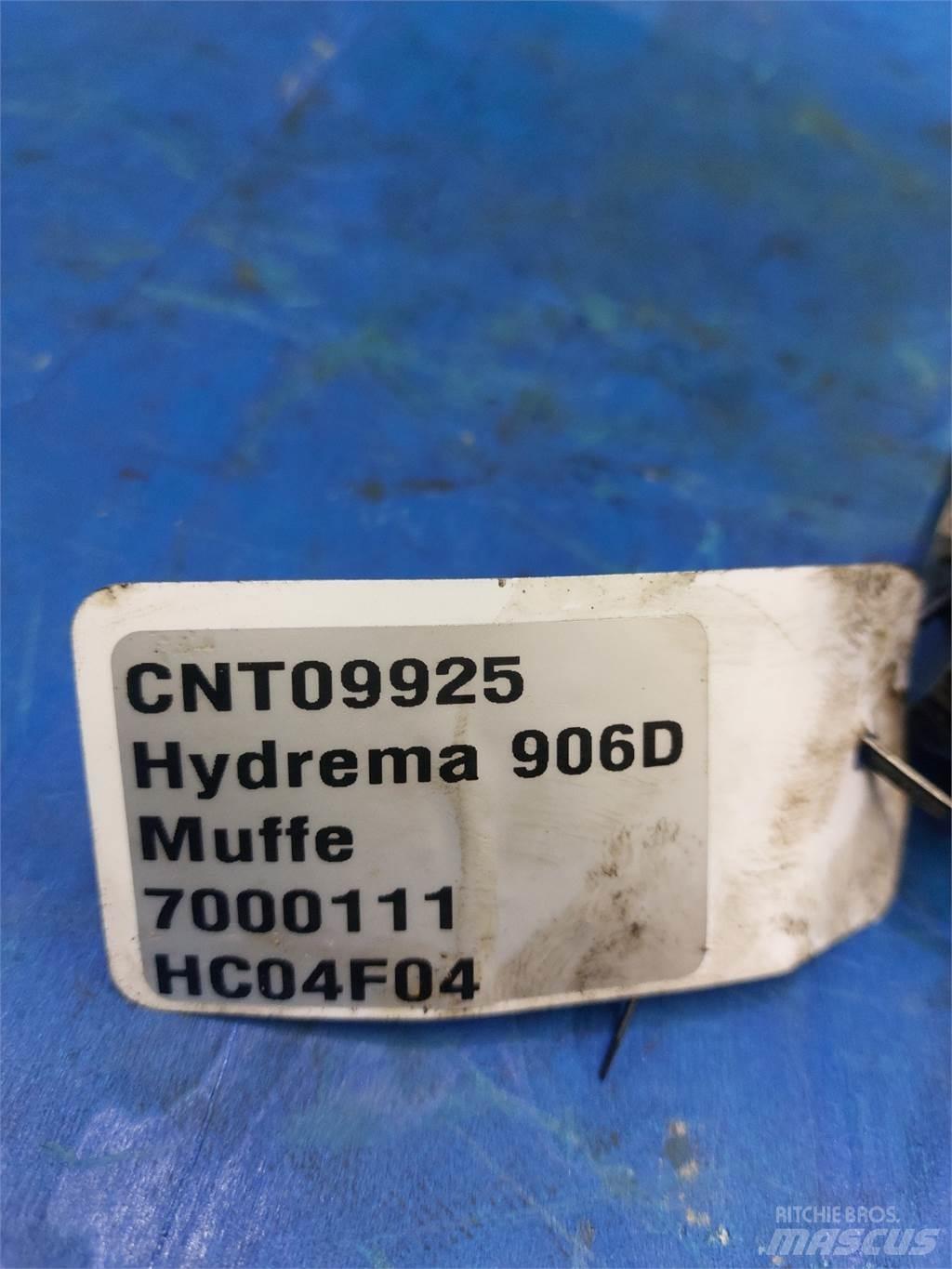 Hydrema 906D Предаване